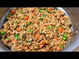 Vous Allez Adorer Le Riz Avec Cette Recette Speciale Pleine De Gout Vegetables Rice Recipe Youtube Recette A Base De Riz Riz Aux Legumes Recette