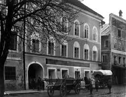 Braunau am inn (german pronunciation) (german for braunau on the inn) is a town in upper austria, on the border with germany. Braunau Am Inn Hitler Archive Adolf Hitler Biography In Pictures