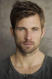 Justin Deeley - Biography - IMDb