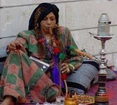 تعتبر شخصية «فتون علف» في المسلسل الكويتي الحيالة من أشهر أدوارها التلفزيونية، وهي الشخصية التي حصلت من خلالها على قاعدة جماهيرية كبيرة. ÙØªÙˆÙ† Ø¹Ù„Ù ØªØµØ¯Ù… Ø¬Ù…Ù‡ÙˆØ±Ù‡Ø§ ÙˆØª Ø¹Ù„Ù† Ø§ØµØ§Ø¨ØªÙ‡Ø§ Ø¨Ø§Ù„Ø³Ø±Ø·Ø§Ù† Ùˆ ÙÙŠØ±ÙˆØ³ ÙƒÙˆØ±ÙˆÙ†Ø§ ØµØ­ÙŠÙØ© Ø§Ù„Ø£ÙŠØ§Ù… Ø§Ù„Ø¨Ø­Ø±ÙŠÙ†ÙŠØ©