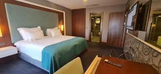 The company was established by whitbread as travel inn in 1987, to compete with travelodge. Premier Inn Sakarya Sakarya Updated 2021 Prices