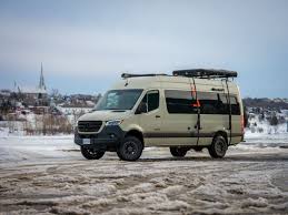 Mercedes benz continually improves on their classic sprinter design chassis year after year, adding options and features that their customers demand such as extended cabs, four wheel drive, ultra high roofs, drivetrain upgrades, etc. Kitsune Shows How Much Camping Can Take Place In A Mercedes Benz Sprinter 4x4 Autoevolution