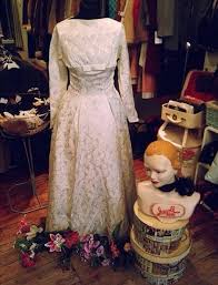 Wed2b bridal shops in scotland our wedding dress shop in scotland has beautiful bridal gowns in stock ready to take home the same day. Vintage Wedding Dresses Glasgow