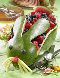 Sculpture Sur Fruit Et Sur Legume 93 Idees Et Instructions Diner De Paques Fruits Et Legumes Sculpture De Pasteque