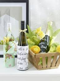 Flaschen Hubsch Verpacken So Einfach Geht S Geschenke Originell Verpacken Geschenke Verpacken Flaschen Und Kleine Geschenke Diy