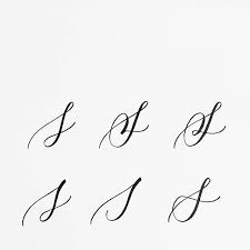 An S In Cursive It´s an easy version for beginners.