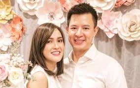Ini foto maternity shoot shandy aulia bersama sang suami, david herbowo dalam foto hitam putih. Dikritik Karena Konsep Bikini Untuk Maternity Shoot Shandy Aulia Juga Kena Marah Suami
