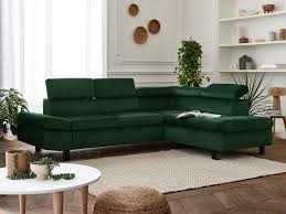 Les canapés convertibles verts de miliboo vous vont étonner! Nairobi Canape D Angle Convertible En Velours 5 Places Avec Tetieres Droit Couleur Vert Vente De Lisa Design Conforama