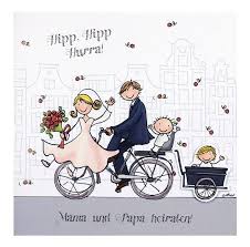 Die verspielte karte zieren ein aufwändig gearbeiteter hochzeit glückwunsch spruch zitate hochzeit baum hochzeit schöne sprüche zur hochzeit. Hochzeitskarte Mit Brautpaar Und Kind Ern Auf Einem Fahrrad Vor Einer Hauserkulisse Hochzeitskarten Hochzeitseinladungskarten Einladungskarten Mit Baby Zur Taufe Traufe Alle Karten De