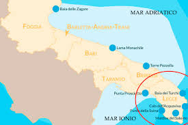 La cartina geografica della regione sicilia: Cartina Salento Mappa Di Spiagge Borghi Strade Esperienze Salento