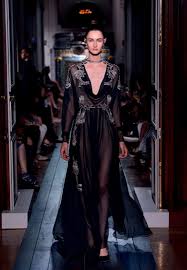 Valentino Official Website Bags Haute Couture Clothes And Shoes Maison Valentino High Fashion Couture Couture Fashion Collection Inspiration