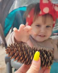 Nadia Bloom 🌸🌿🐍