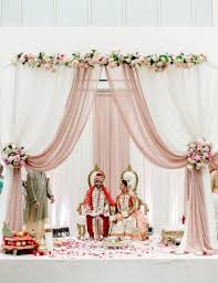 Biasanya marigold akan dijadikan penghias altar bagi kerabat yang sudah meninggal. Konsep Dekorasi Akad Nikah Serba Pink 2021 Idewedding