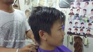 Efeknya, mereka bisa lebih diapresiasi oleh orang lain, makin percaya diri, dan, siapa yang tahu, berujung pada kesuksesan. Cara Potong Rambut Pria Jenis Rambut Lurus Tebal Youtube