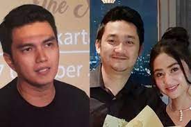 Ia memulai karier di dunia hiburan dengan mengikuti ajang pencarian model pada majalah aneka yess! Bandingkan Aldi Taher Dengan Angga Wijaya Dewi Perssik Mas Aldi Dulu Baper Kalo Aa Kuat Malu