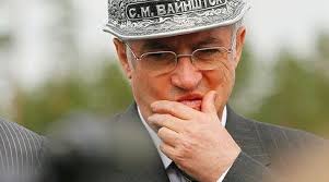 Three oilmen and an accountant