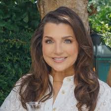 Marla Fowler's Instagram, Twitter & Facebook