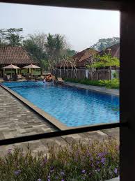 Seperti kekuatan struktur bangunan untuk menopang kolam renang. Kontraktor Kolam Renang Terpercaya Dan Berpengalaman Konstruksi Dlidir