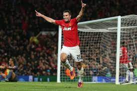 Man United 3 0 Olympiakos Robin Van Persie Hat Trick Puts Red Devils Into Champions League Last Eight Manchester United Robin Van Persie Manchester United Football Club