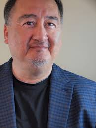 Robert Nino's Instagram, Twitter & Facebook