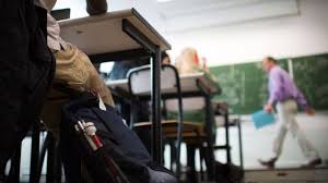 Le drapeau est bleu, blanc, rouge l'herbe est verte, la rose est rose gris et noir, beige et jaune violet, lilas, marron j'aime toutes les couleurs vive la vie! Handicap A L Ecole L Ambition Du Gouvernement Sera T Elle Suivie D Effet L Express