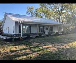 Pin By S On Pole Barn Homes Pole Barn Homes Barn House Metal Homes