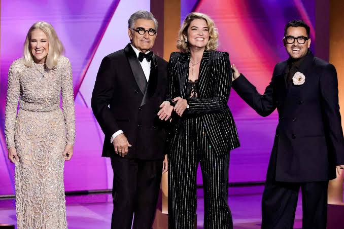 Schitt's Creek' family reunites to close out 2024 Emmys