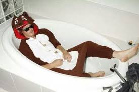 Gizmovine bath submarine toy sets 3 in 1 bath time fun with fountain, boat and sprayer подробнее. Bathtub Fun With Norman Reedus Norman Reedus Norman Daryl Dixon