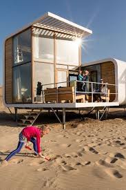 Casual Dating Strandhauschen Strandweelde Schlafen Am Strand Zeeland Service Craftsman Bungalow House Plans Cottage House Plans Tiny House Cabin