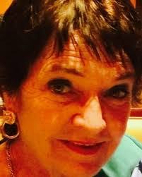 Beverly Purcell's Instagram, Twitter & Facebook