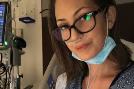 Sarah Booher's Instagram, Twitter & Facebook