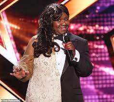 America S Got Talent Dwyane Wade Hits Golden Buzzer For Act While Guest Judge With Gabrielle Union Daily Mail Online