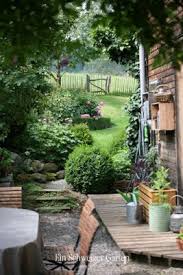 Ein Schweizer Garten Herrliche Junitage Garten Garten Ideen Garten Design
