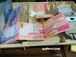 Sehubungan hal tersebut diatas,berikut diberitahukan satuan kerja yang terlambat menyampaikan adk dan/atau hard copy lpj bendahara bulan november 2017. Gaji Pns Tahun 2017 Gajibaru Com