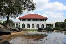 WB2 at Como Lakeside Pavilion