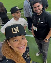 Last nite was a blast! 😍Thanks for inviting me to the winning game @lafc  !🙏🏽😌It was a lovely hang w my manager @joshola123 and his lovely wife  Ruth! 😊Thank you Seth Burton