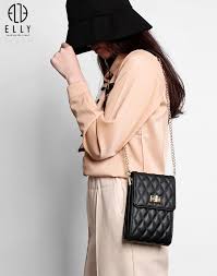 Top những chiếc túi đeo chéo nữ được ưa chuộng nhất 2021 | ELLY - TOP 10  Thương Hiệu Nổi Tiếng Việt Nam