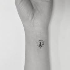 Small full or half moon tattoo designs for guys and girls. 37 Mini Tattoos Of Moon And Stars To Bring A Piece Of Sky With You Tiny Tattoo Inc