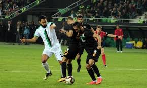 Sakaryaspor stadı türk futboluna çok sayıda başarılı sporcu kazandıran ve 2. Amedspor Ile Sakaryaspor Arasinda Ne Yasandi