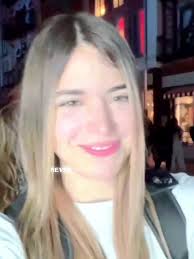 Como Se Llama La Chica De Ojos Azules De River