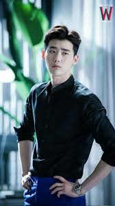 He debuted in 2005 with the short film sympathy. Lee Jong Suk W Two Worlds Lee Jong Suk Lee Jong Lee Jung