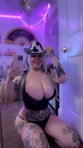 Sleebunn - Free pics, galleries & more at Babepedia