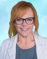 Rachel Sauter's Instagram, Twitter & Facebook