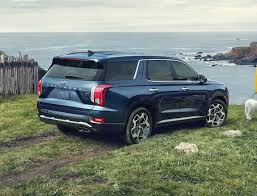 When comparing the new kia 3rd row suv to the hyundai palisade, you'll find that the two occupy nearly identical price brackets. 2021 Hyundai Palisade Price Review Specs Colorado Springs Hyundai