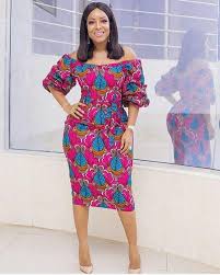 Camaïeu vous propose une sélection robes pour femme. 100 Modeles De Robe Pagne Africaine Pour Vous Donner Des Idees Tissuwax Com