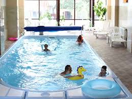 In top 10 pensiuni din bucovina se afla fara indoiala si inima bucovinei. Pensiunea Musatinii Putna Bucovina