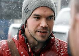 Activist disrupts federal drilling-lease auction