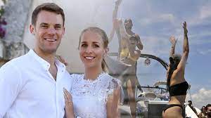 Mini wimpel kundenspezifische aufträge willkommen diese niedlichen kleinen flaggen mit ihrem neuen verheiratet namen anpassen elegante mini ammer aus perlisiertem papier, bedruckt mit rotem. Manuel Neuers Frau Nina Im Heissen Bikini Auf Yacht Fotos Der Spielerfrau Fanbase