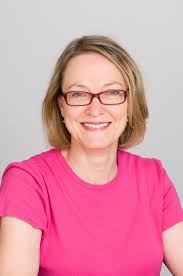 Anne Brewster's Instagram, Twitter & Facebook