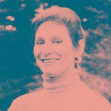 🎉Natalicios de Artistas de la Colección del Museo de Artes Visuales MAVI  UC. 🎨Francisca Cerda 3/4/1943 👉Destacada escultora chilena, formada en la  Universidad de Chile. Su medio predilecto es el bronce, explorando